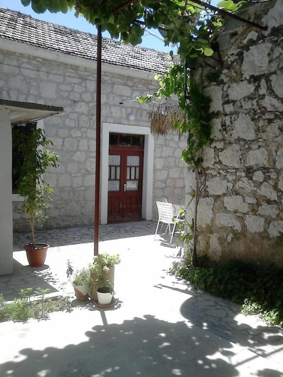 Petar Apartmán Blace